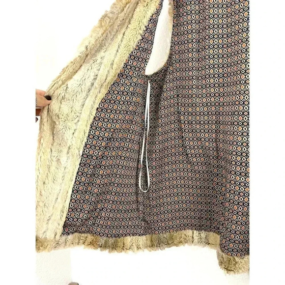 Faux Fur Beige MEDIUM Lining Pattern Open Vest Women's Mystree - Picture 9 of 13
